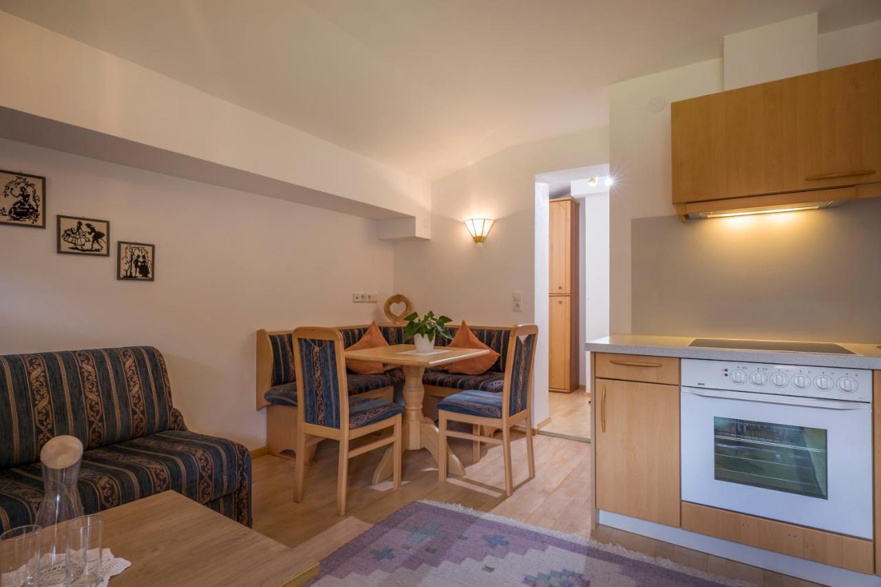 Appartement Hotel Garni Matthaeuserhof Герлос Екстериор снимка