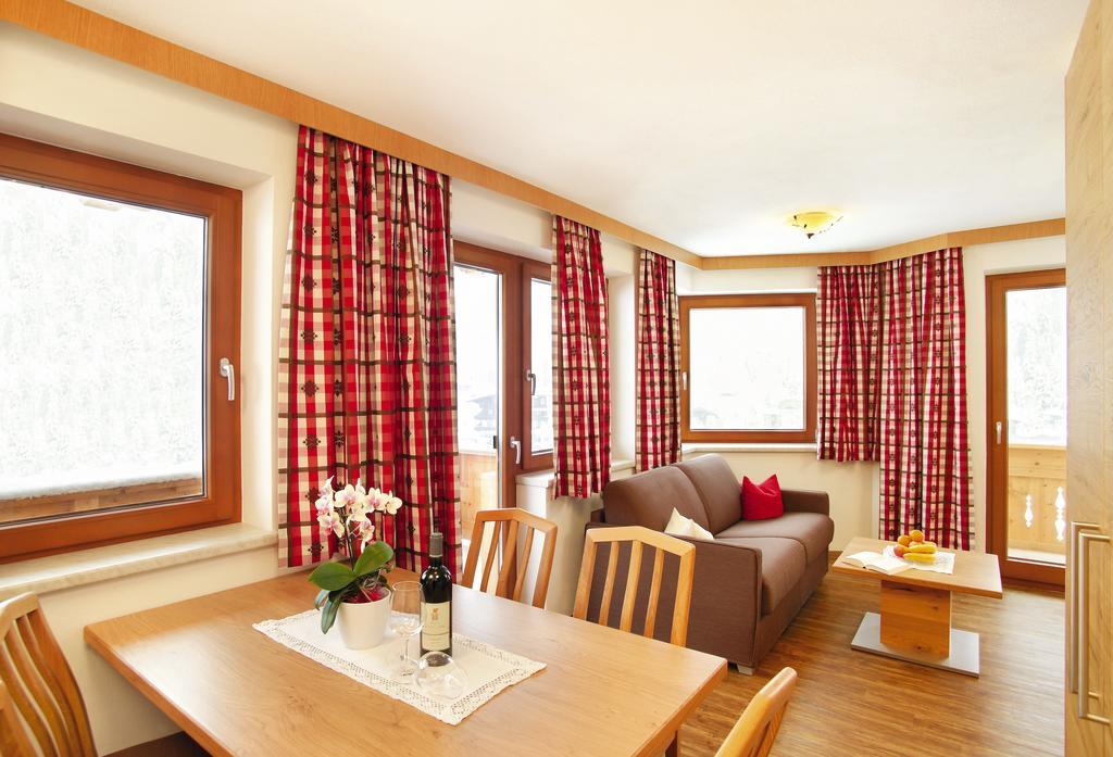 Appartement Hotel Garni Matthaeuserhof Герлос Екстериор снимка
